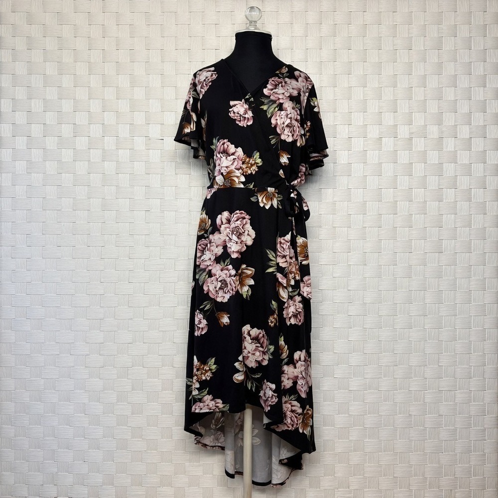 Fortune + Ivy Maxi Dress Black Floral High-Low Faux Wrap 1X Short Flutter Sleeve - Picture 2 of 9